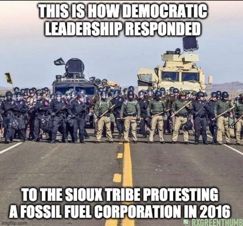 democratic-cops-rxgt